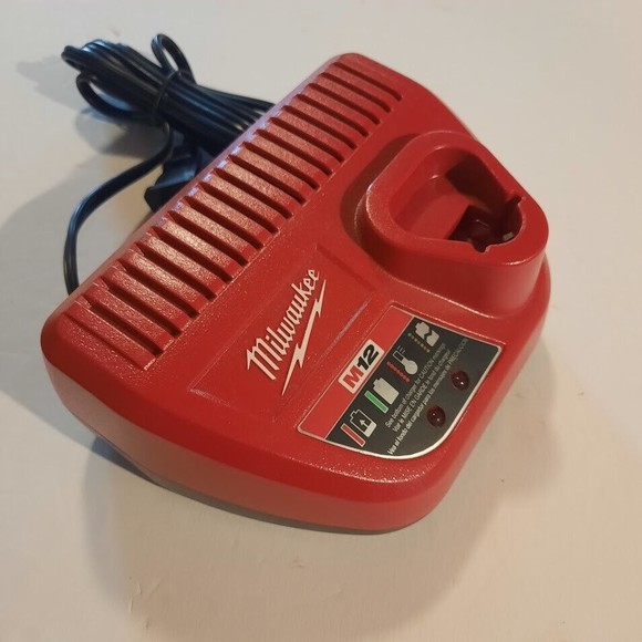 Milwaukee M12 12 Volt Charger Red Lithium-Ion 48-59-2401 - Picture 6 of 6